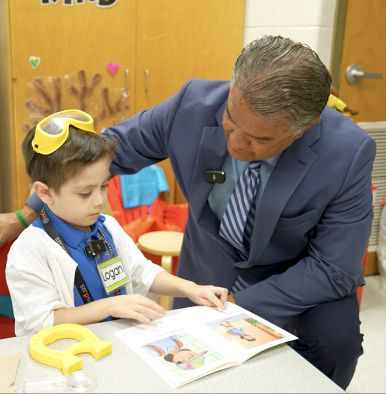 doctor Mario Salinas