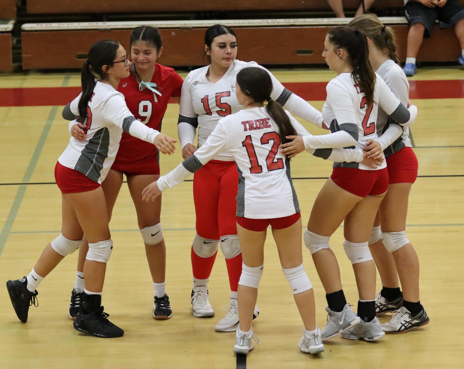 junior varsity girls playing volleyball against Yosemite
