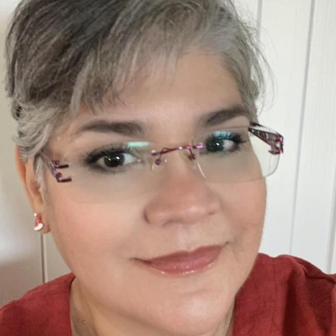 YvonneMundine's Profile Photo