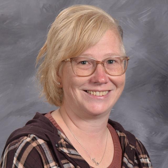 MonicaLintemuth's Profile Photo