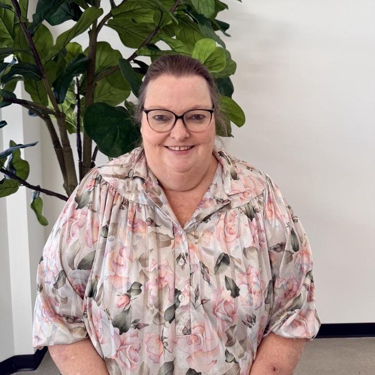 PeggyHawkins's Profile Photo