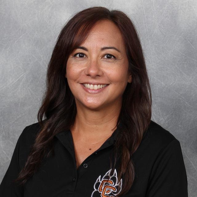TinaCermeno's Profile Photo