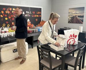 More teachers getting breakfast