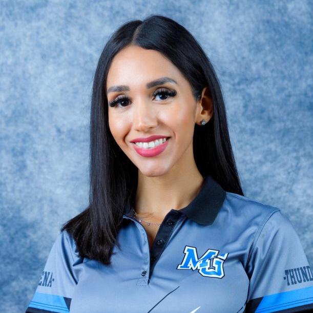 EvelynRomero's Profile Photo