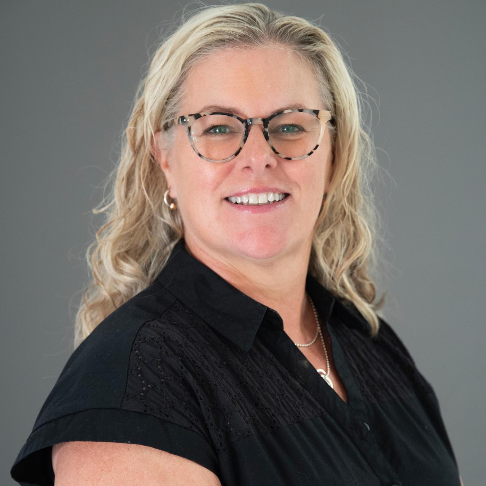 ChristinePayette '87, P'16, '17, '19's Profile Photo