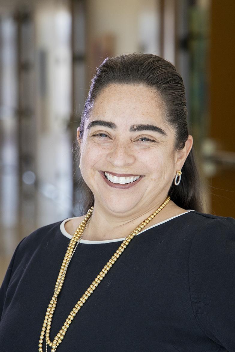 Perla Ramos head shot