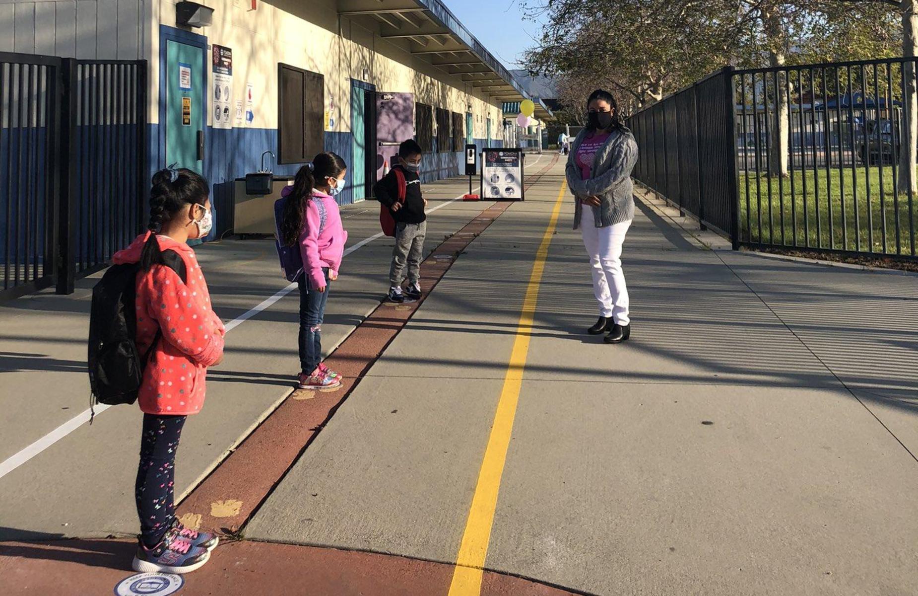 Welcome Back San Antonio Elementary! #proud2bepusd Schedules available at https://proudtobe.pusd.org/apps/pages/covid19studentupdates