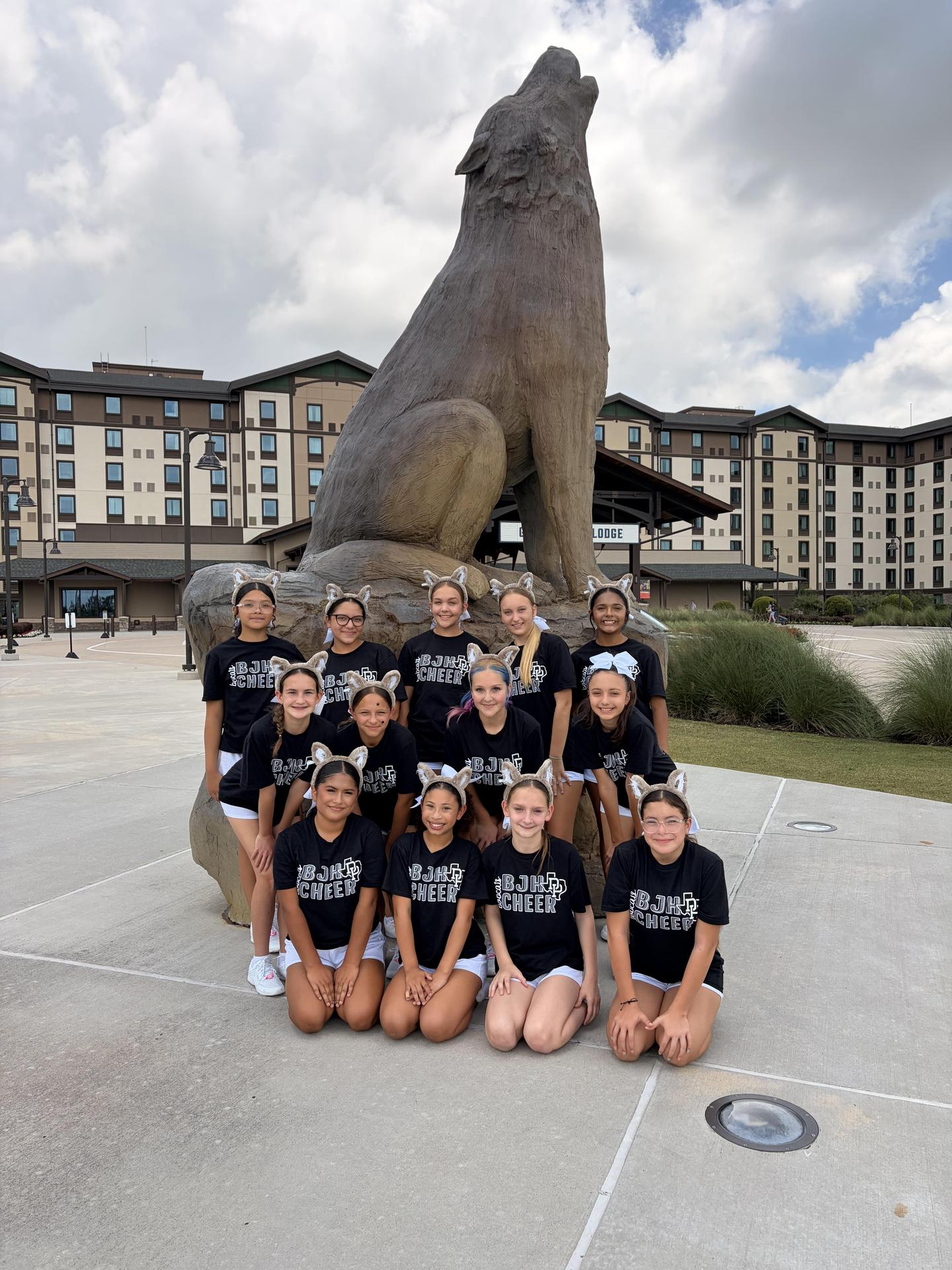 Group of Cheerleaders at Great Wolf Lodge