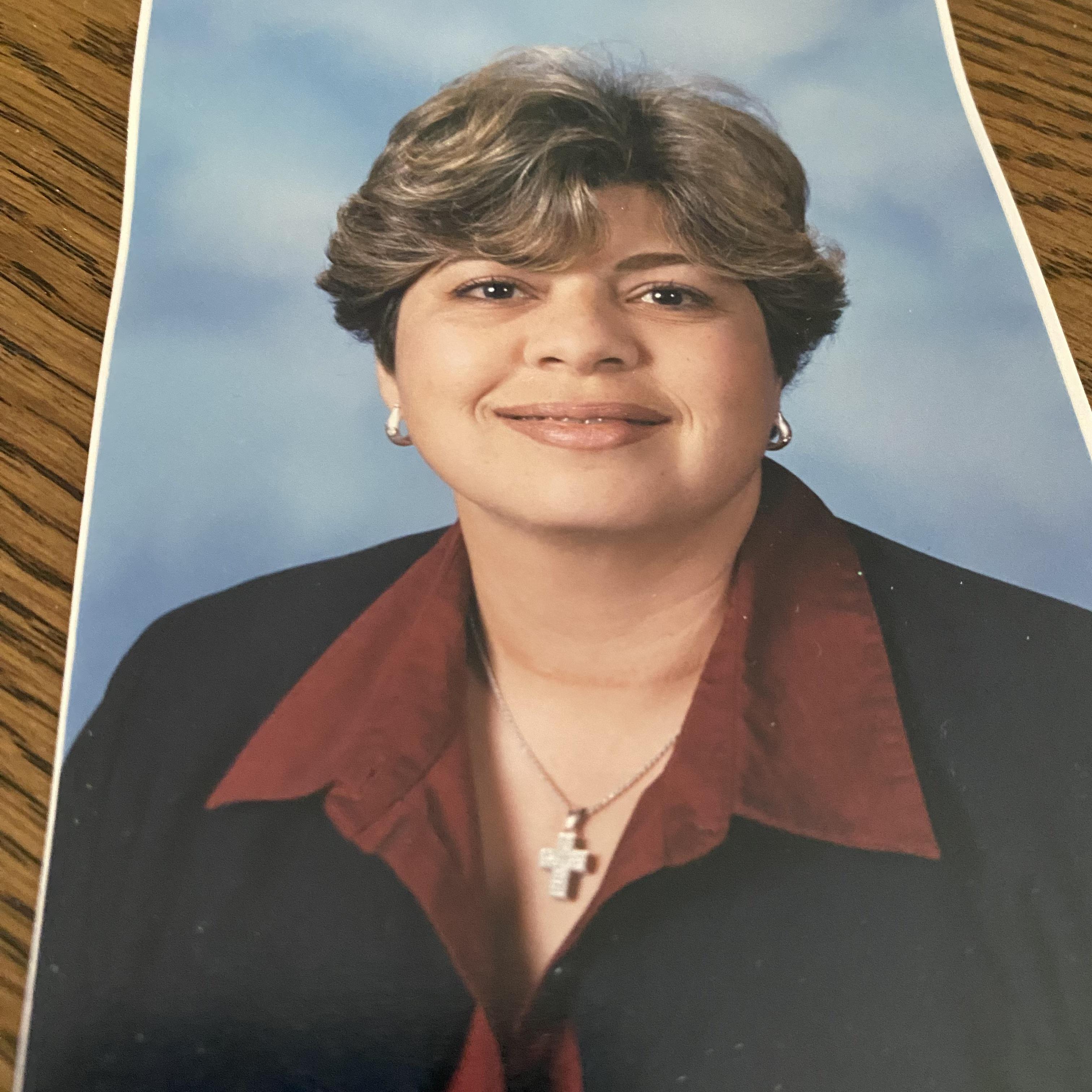 AlinaKhachatouri's Profile Photo