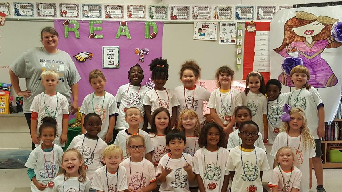 Mrs. Parker's 1st Grade Signing of Reading Contracts Crawford County