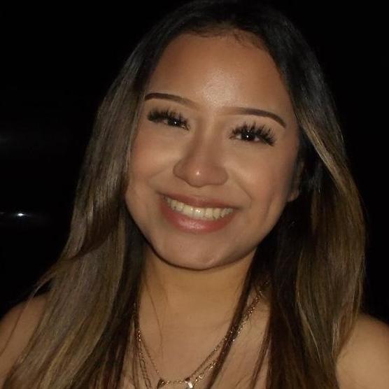 AdrianaToledano's Profile Photo