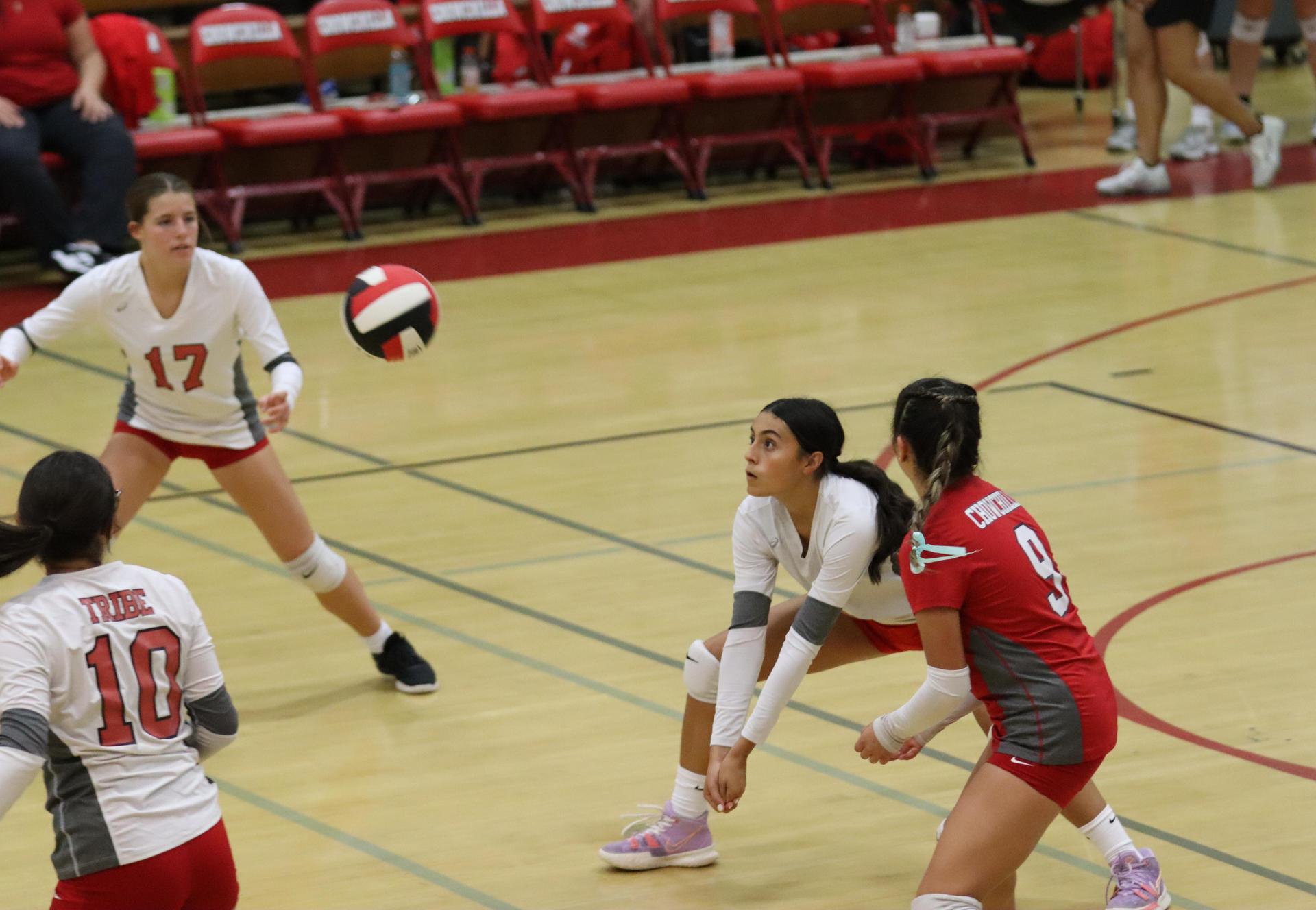 junior varsity girls playing volleyball against Yosemite