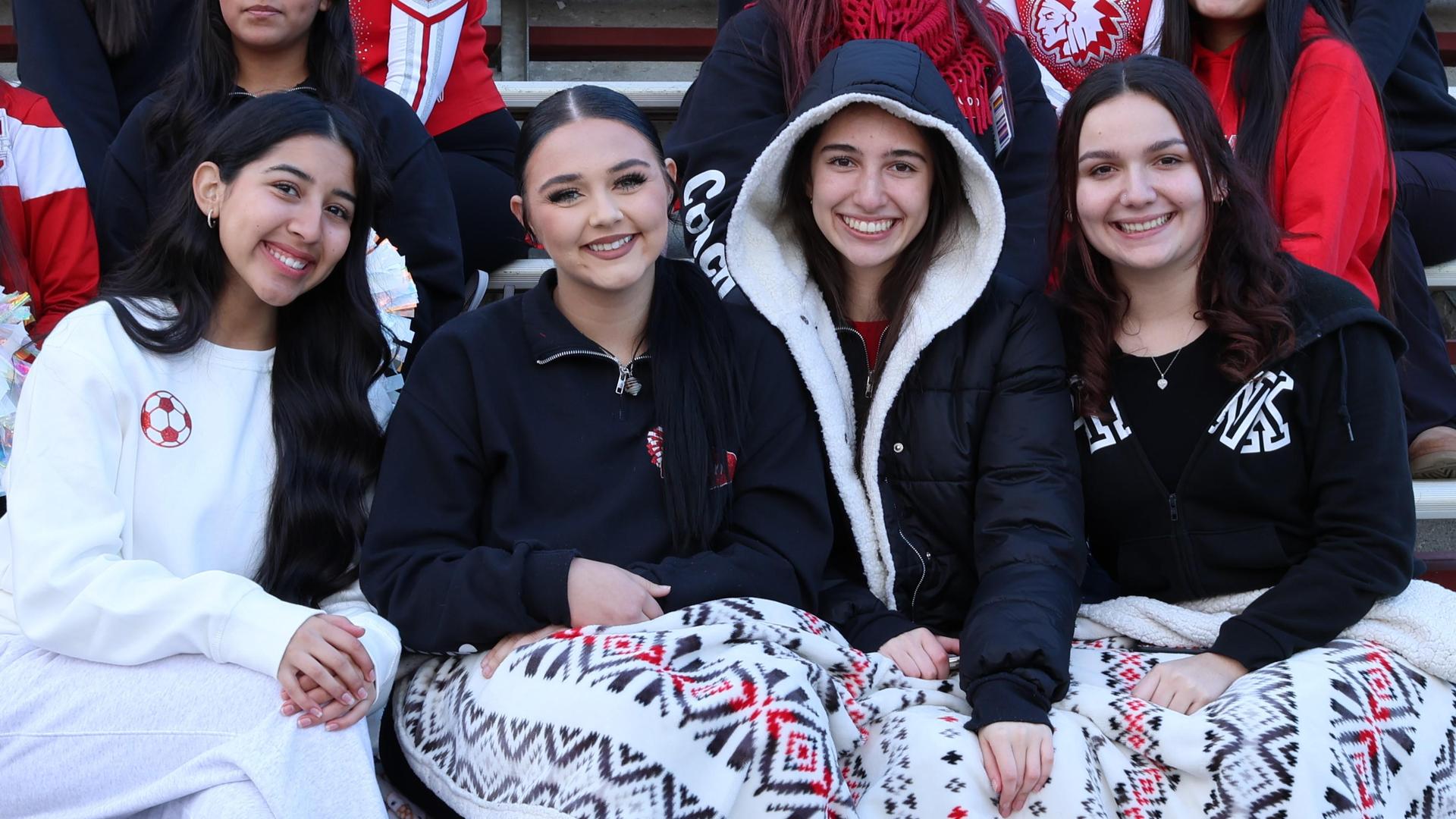 cheerleaders posing