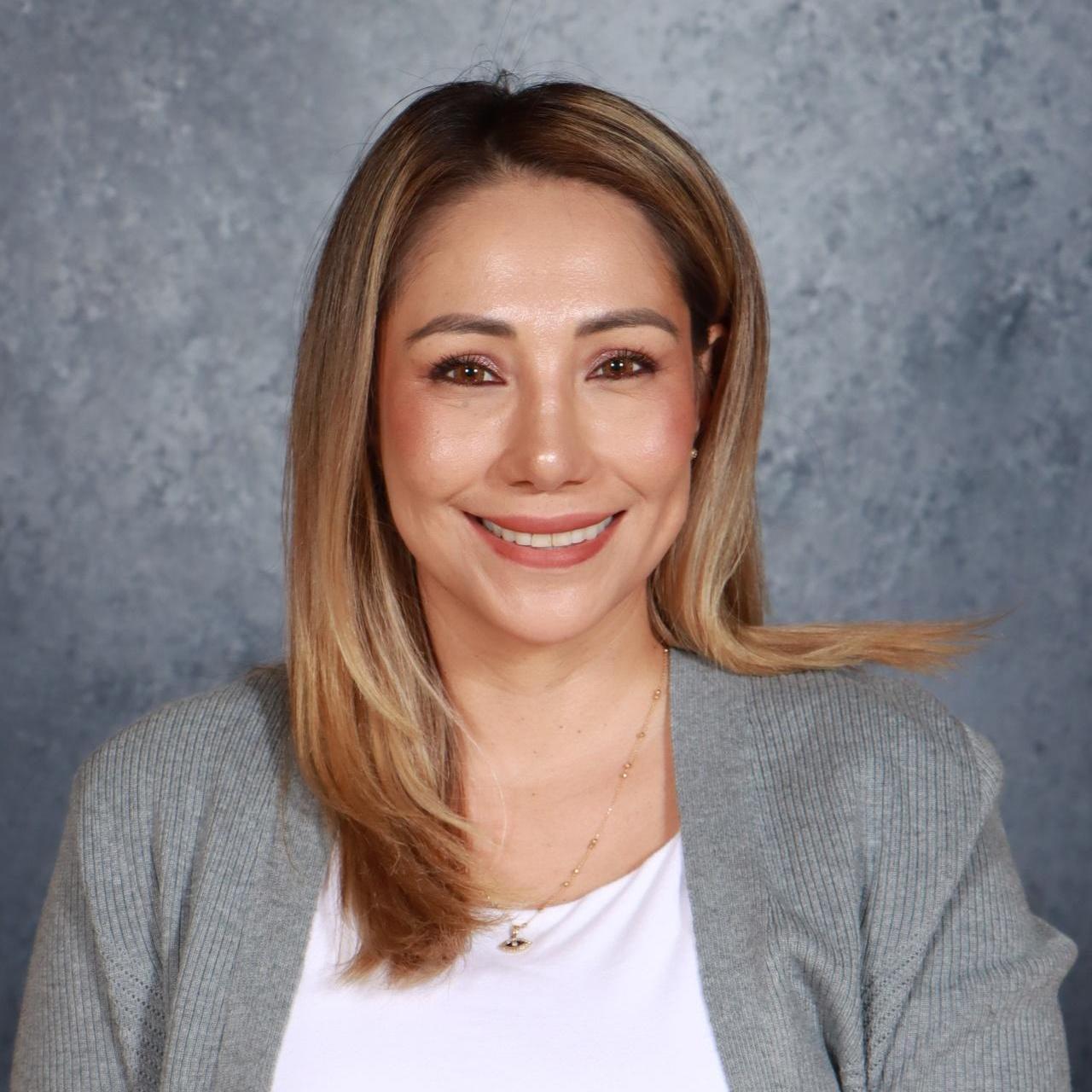 MayraCisneros's Profile Photo