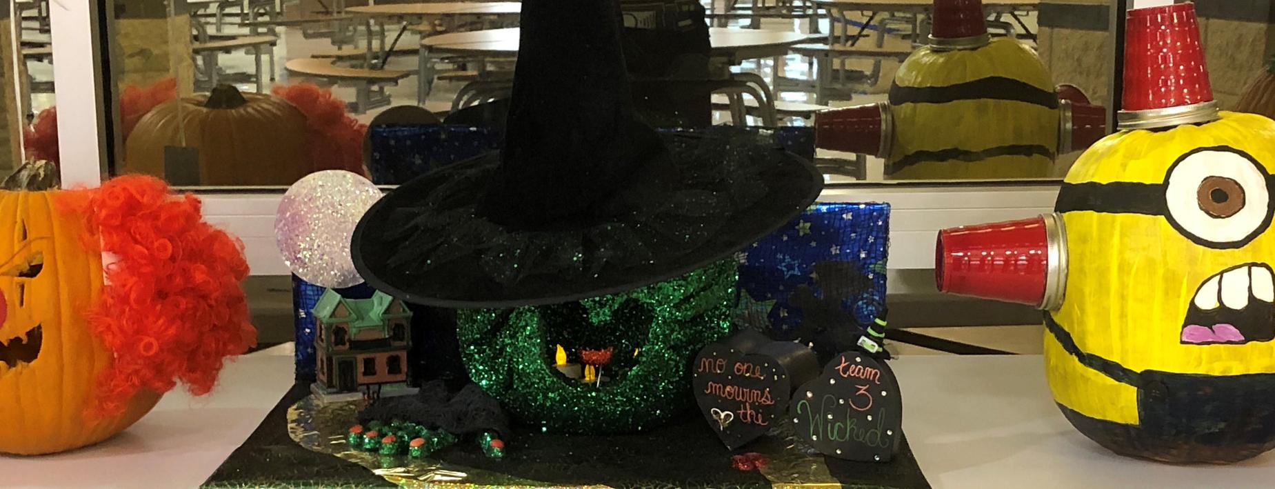 Pumpkin Decorating contest
