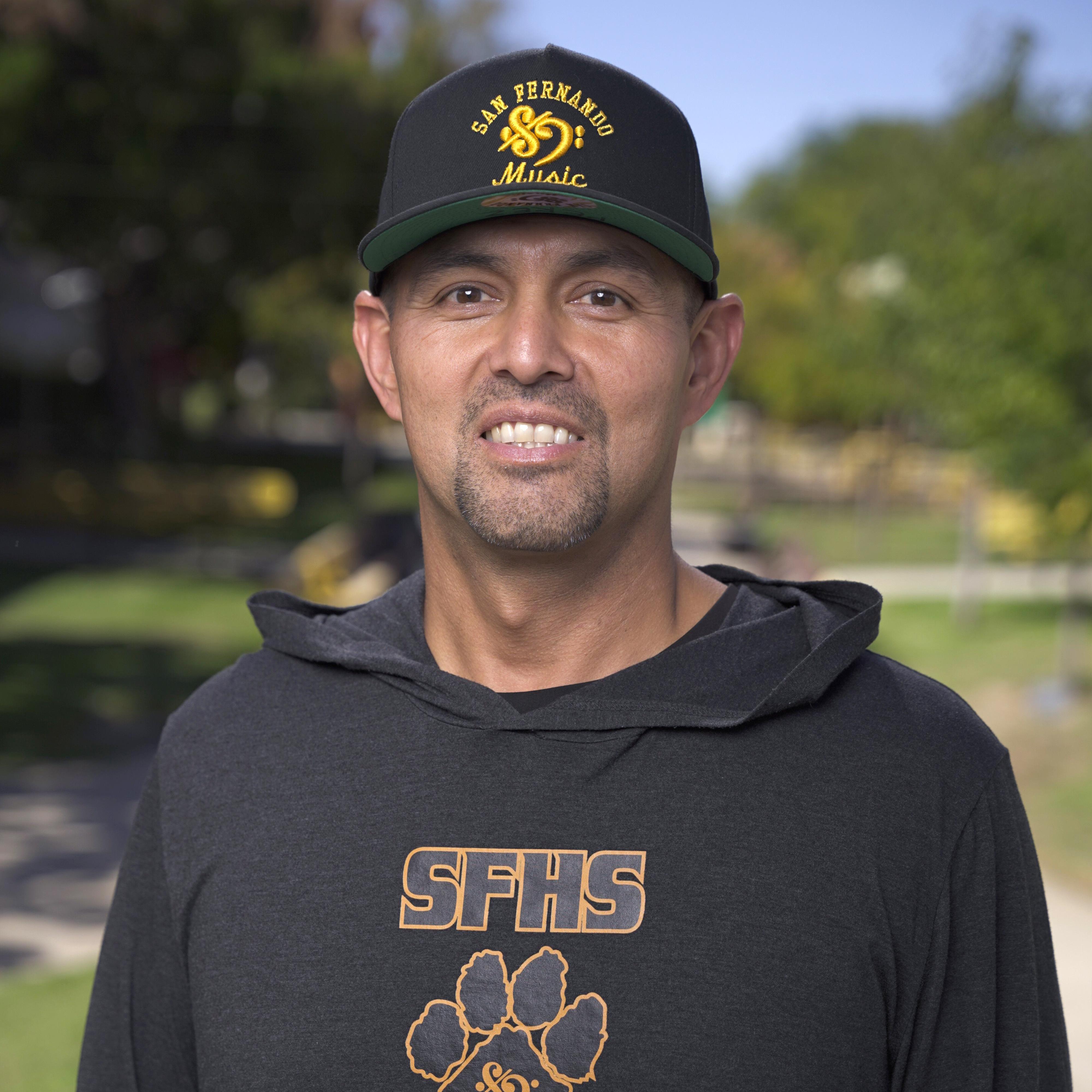 EsauPerez's Profile Photo