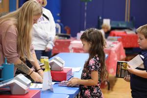 PYSchBookFair_10-7_20.JPG