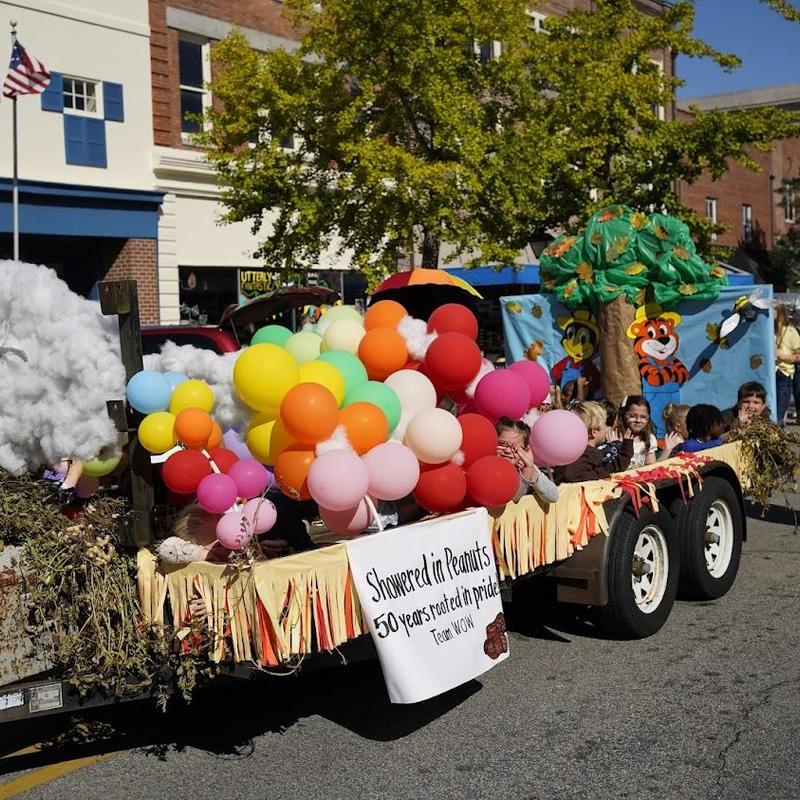 Elementary schools in the parade