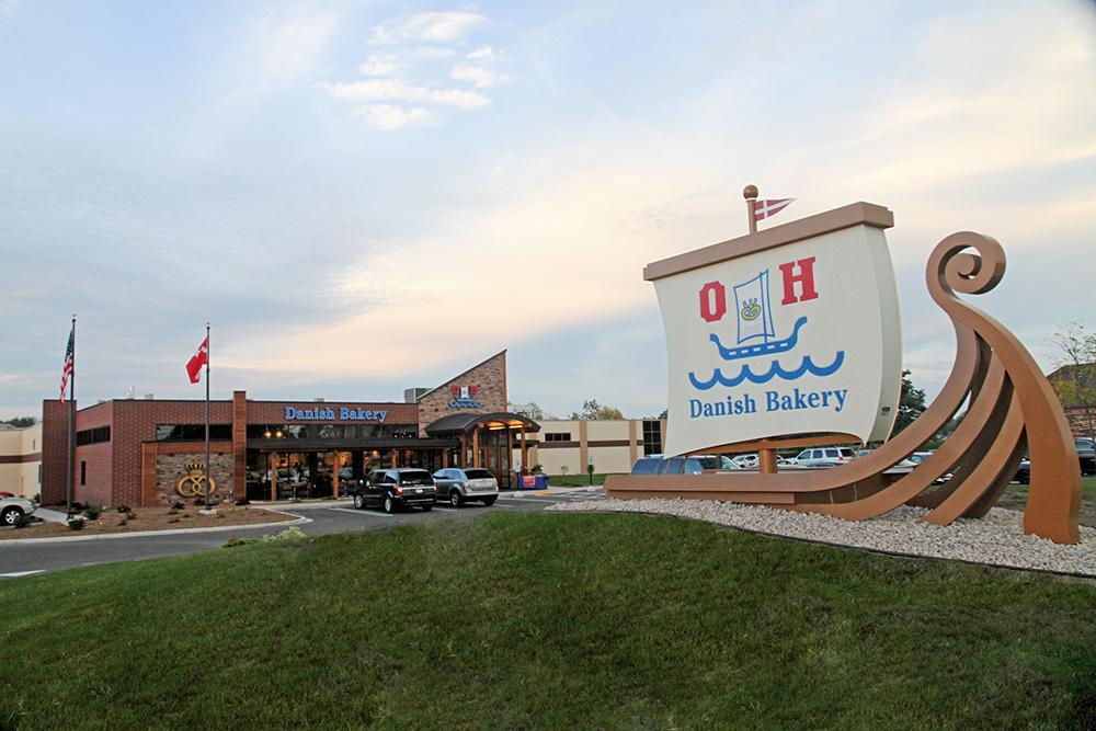 Exterior of the O & H Bakery in Racine off of Washington Avenue