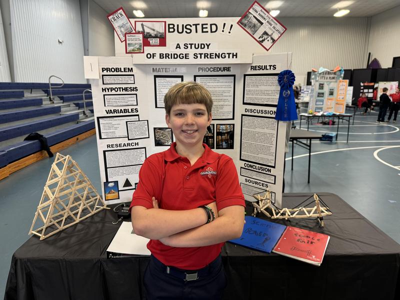 Fourth Grade Experiments Excel at Science Fair Featured Photo