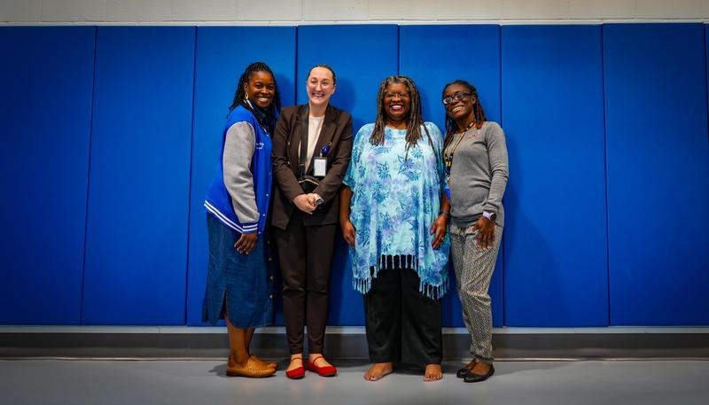 Well-known Author, Donna L. Washington, visits Lee Central Elementary