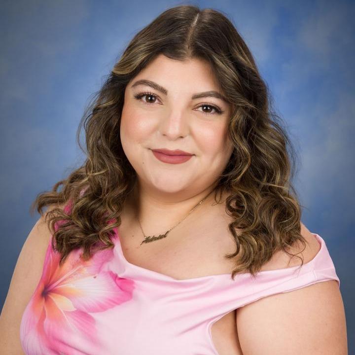 CrystalAlcantar-Vaca's Profile Photo