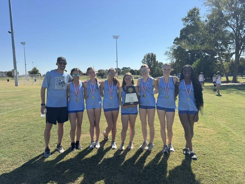 Varsity Girls Cross Country - District Champions