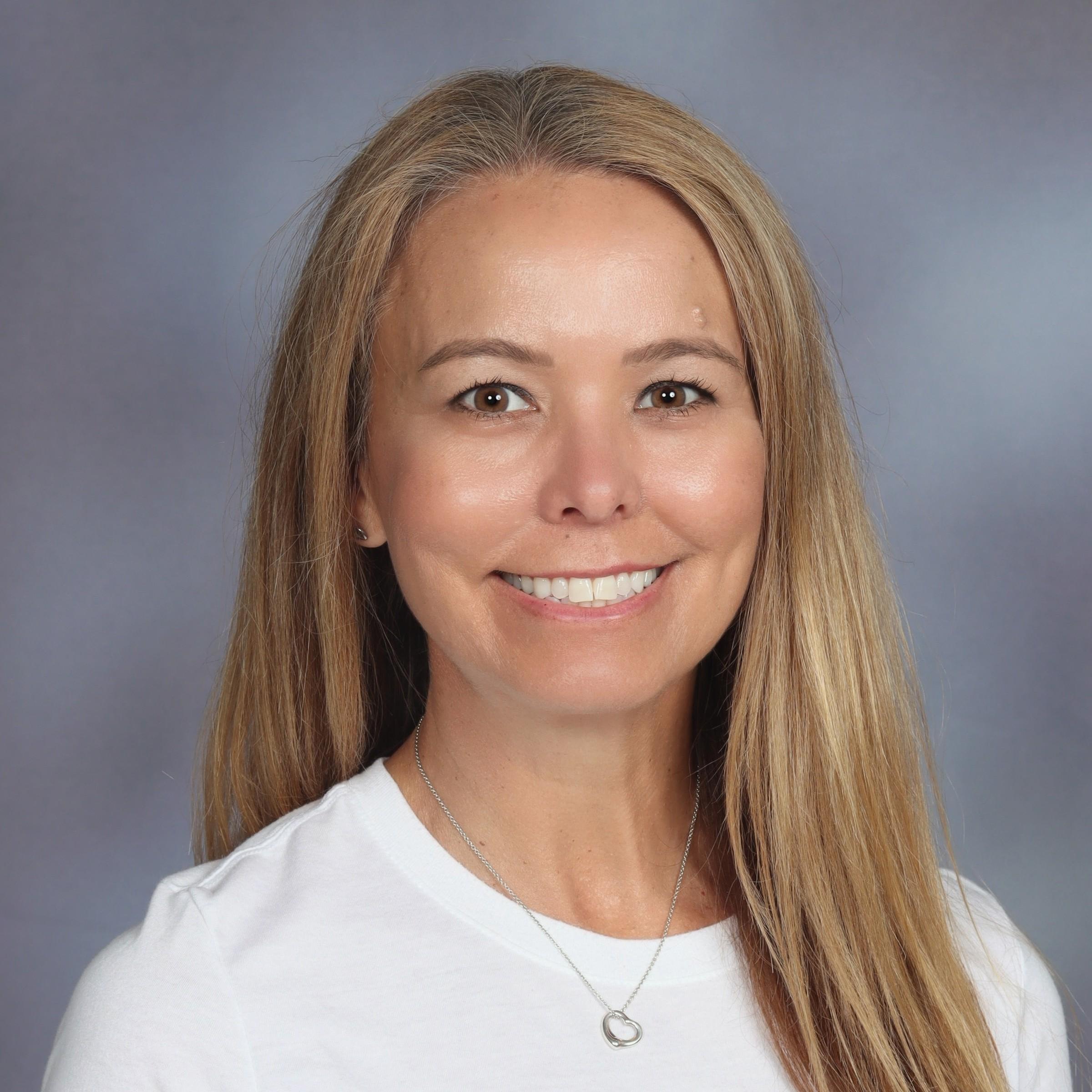 BeverlyBieker's Profile Photo