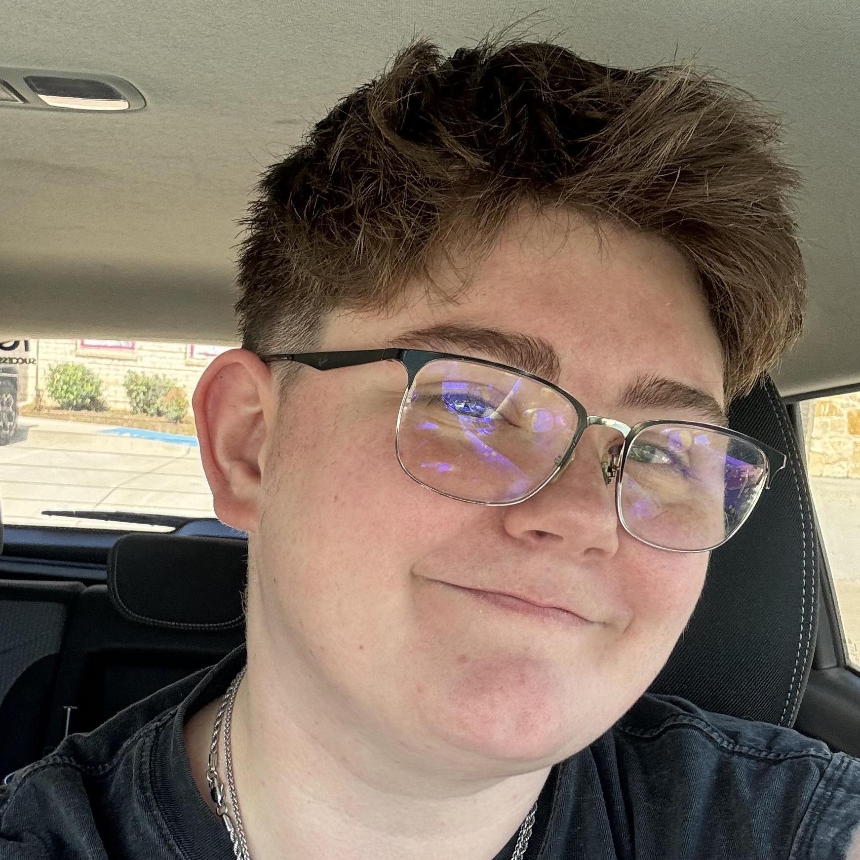 CaraWoods's Profile Photo