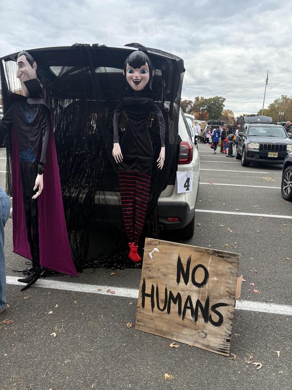 Trunk or treat
