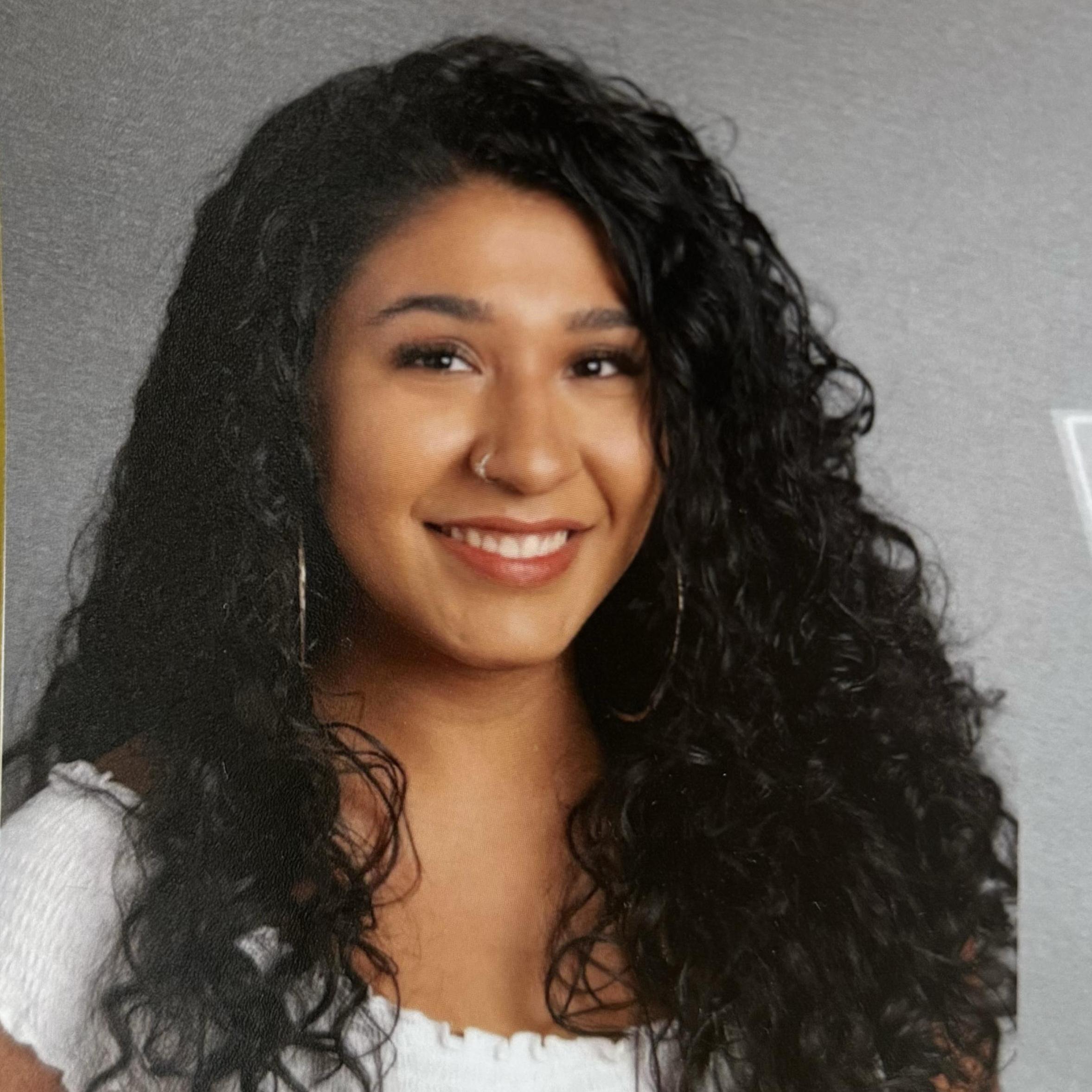 VeronicaLopez's Profile Photo