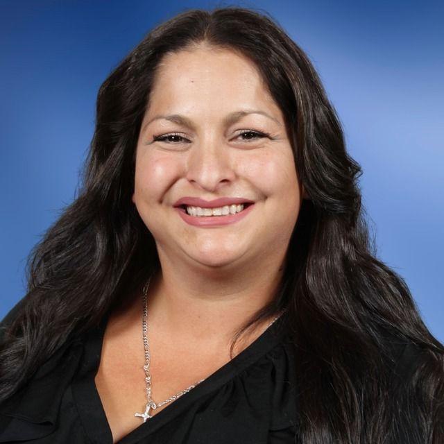 DezireeHernandez's Profile Photo