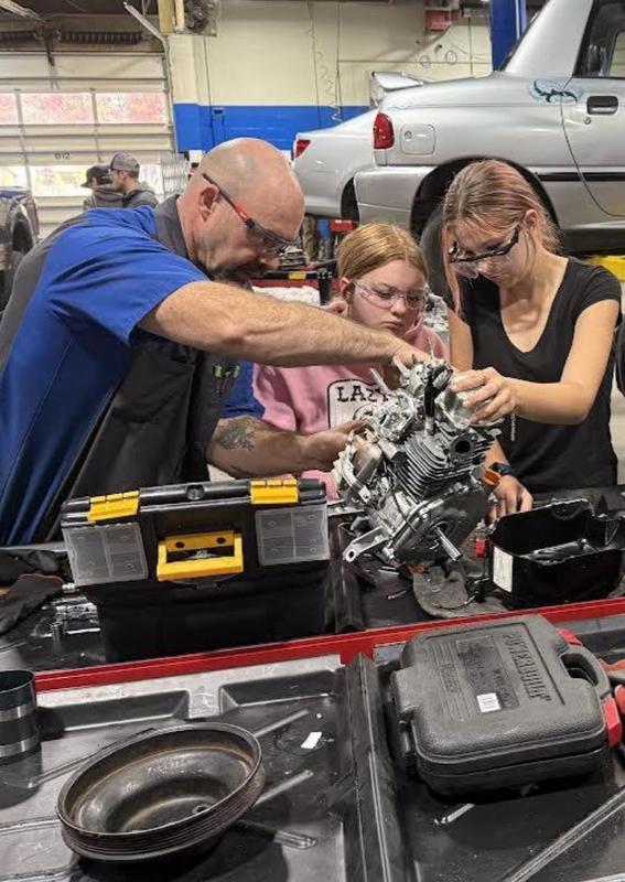 Meet the New members of the Automotive Technology team: Meet Mike Didonna. Mike joins us this year after operating his own shop and working for Duffy’s front end Service for 18 ½ years.