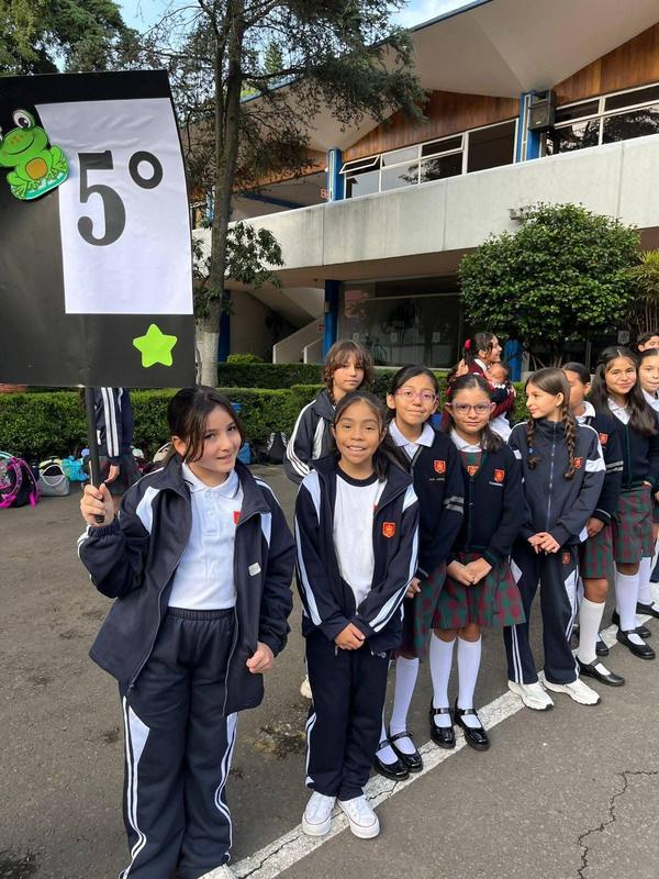 Inicio de clases, ciclo 25-26 en Queen Elizabeth School Featured Photo