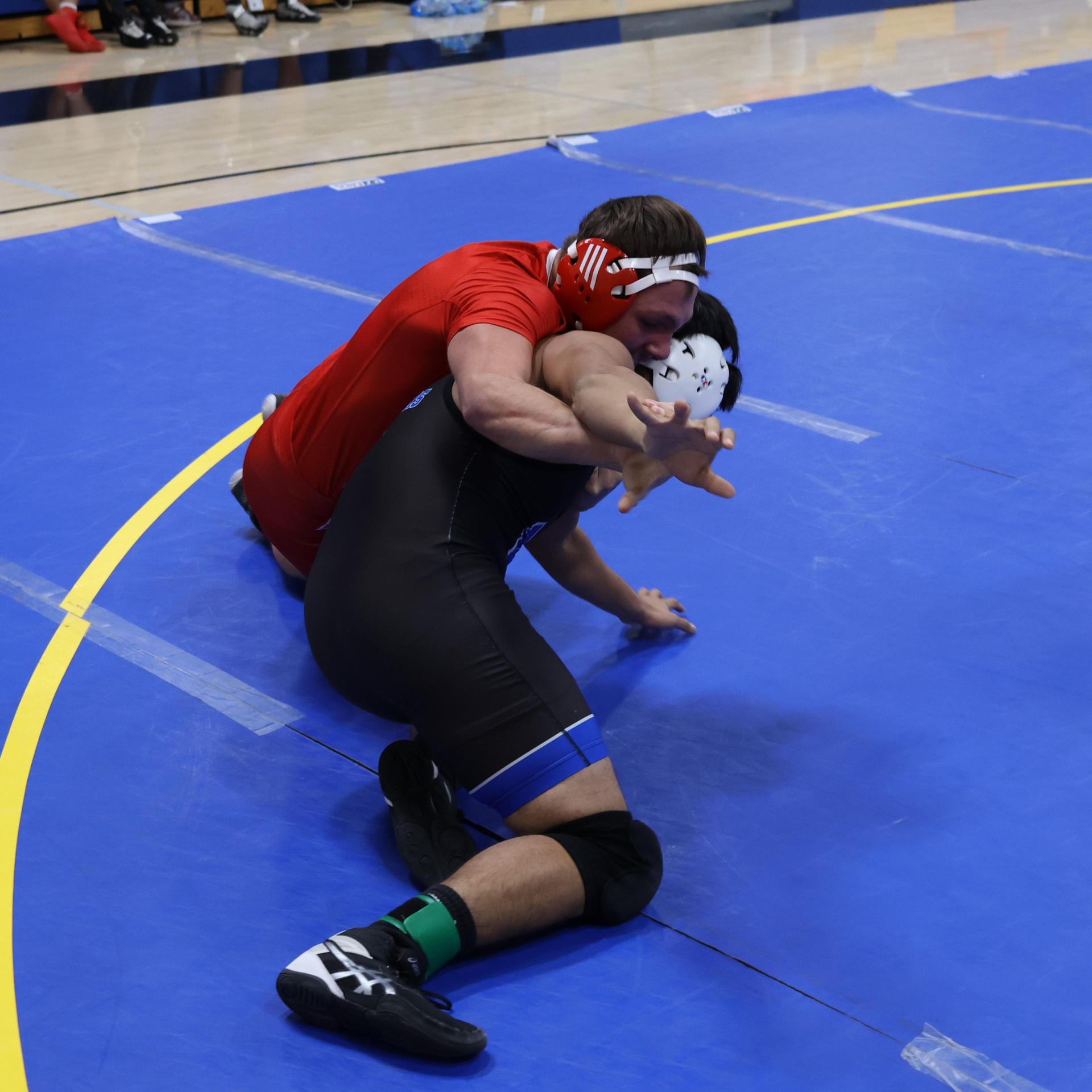 wrestlers in action at parlier