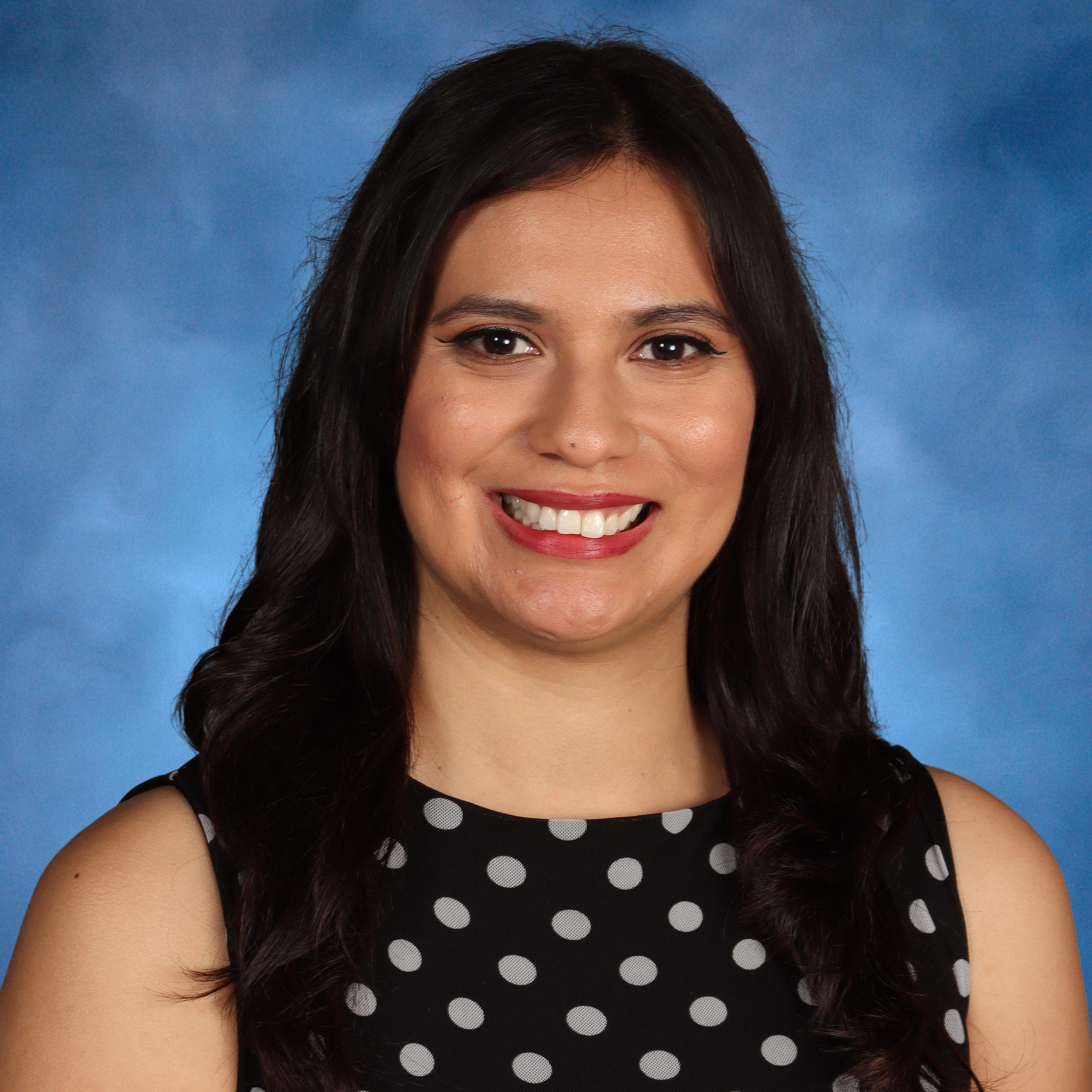 MayraLopez's Profile Photo