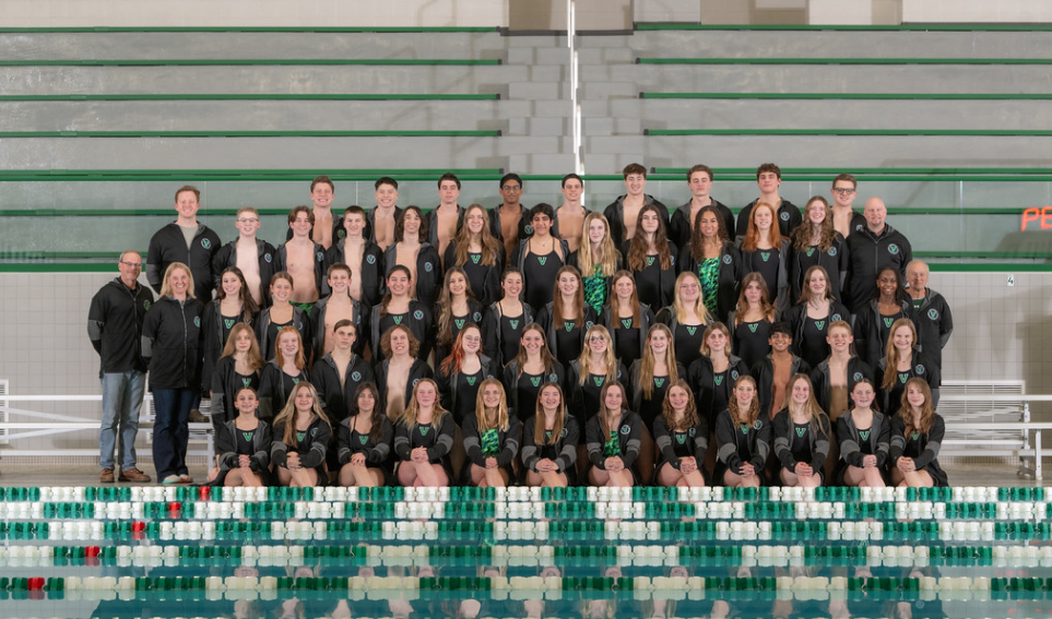 Boys & Girls Swim & Dive photo