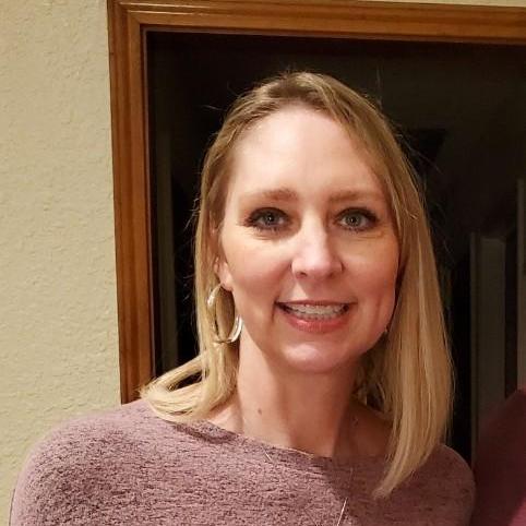 LaraCavazos's Profile Photo