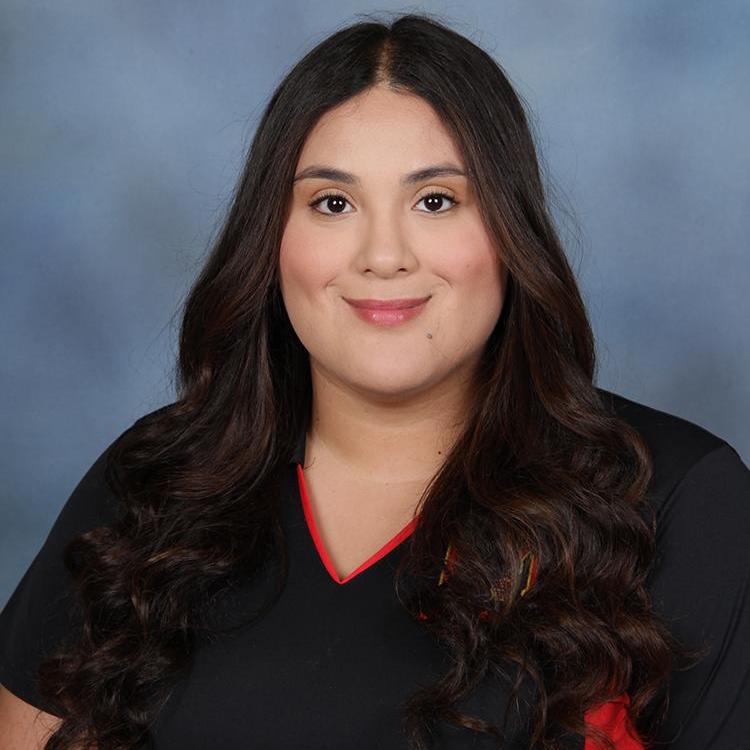 YackelineGonzalez's Profile Photo