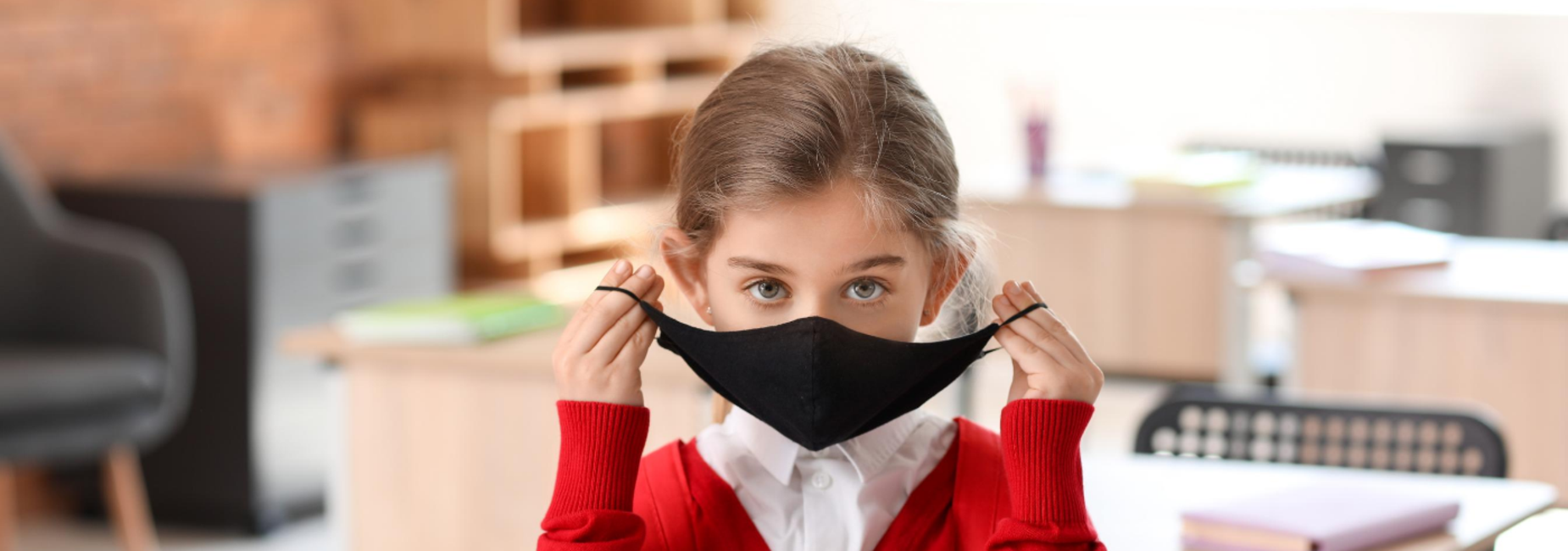 girl wearing face mask
