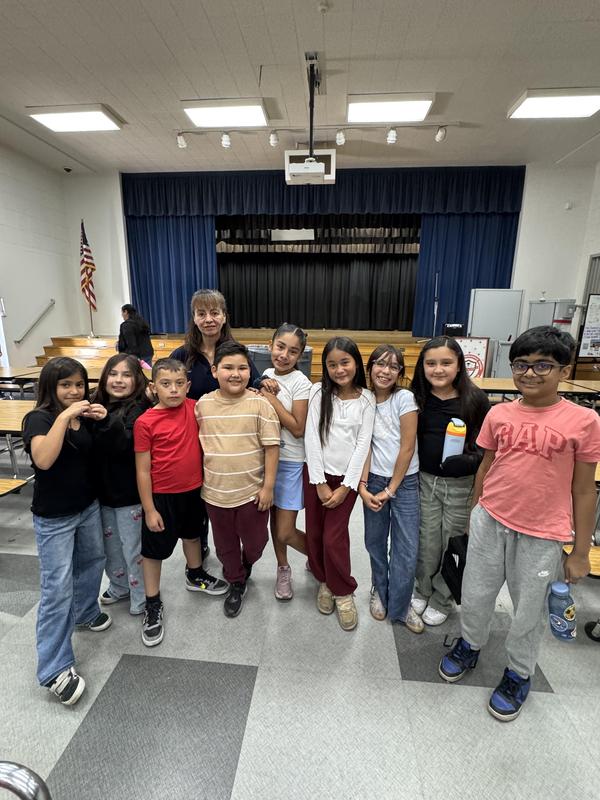 Luz Sandoval and Kenmore Students 3