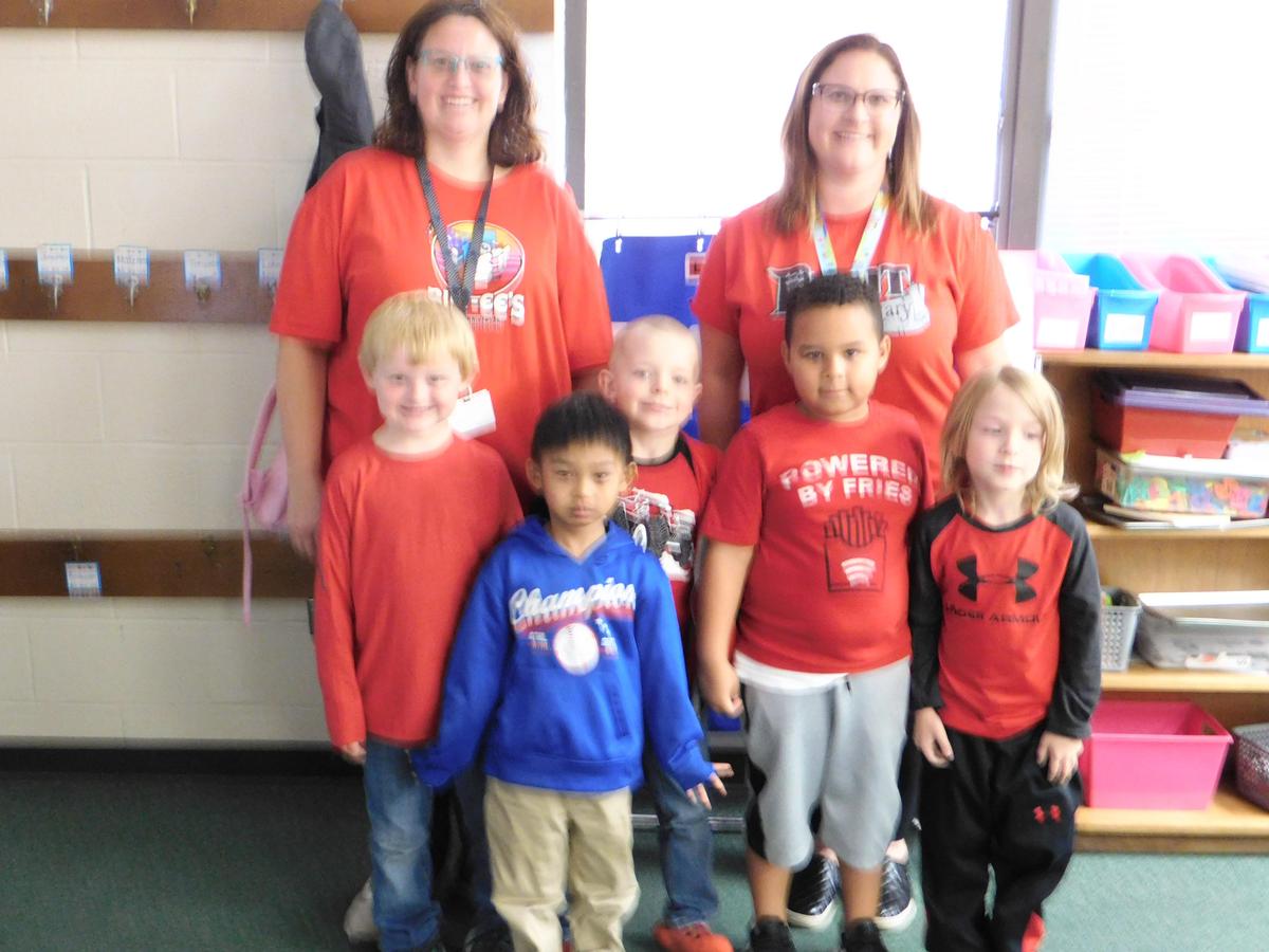 It's Red Ribbon Week! Pilot Elementary School