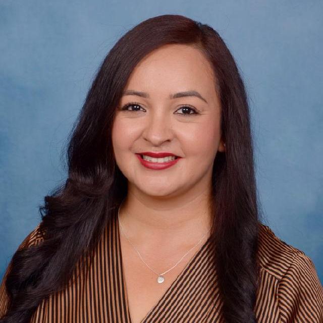 AdrianaVega's Profile Photo
