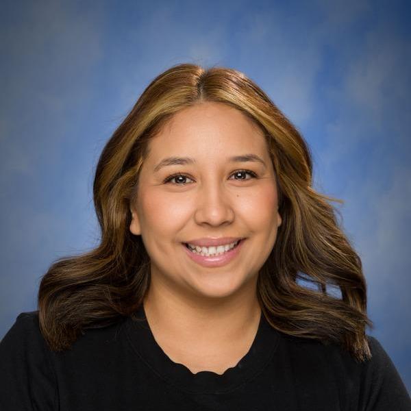 MayraLarios's Profile Photo