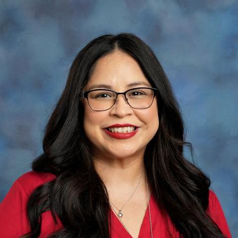 RoxanneFlores's Profile Photo