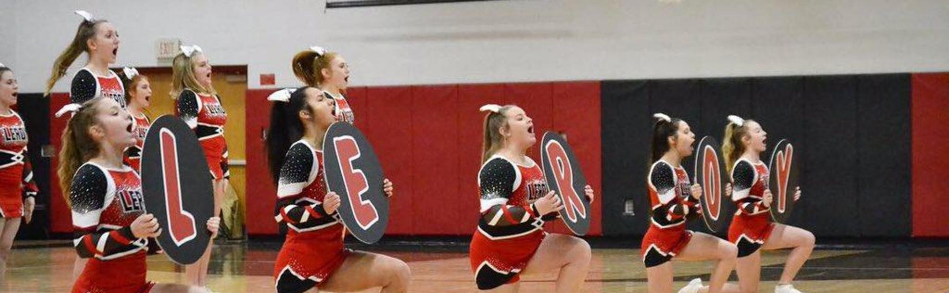 Le Roy Varsity Cheerleaders