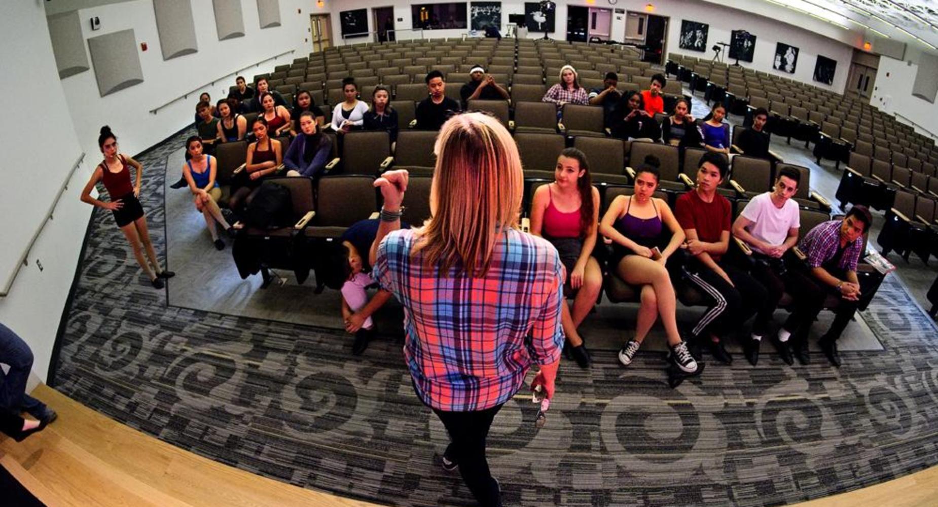 student orientation before performance