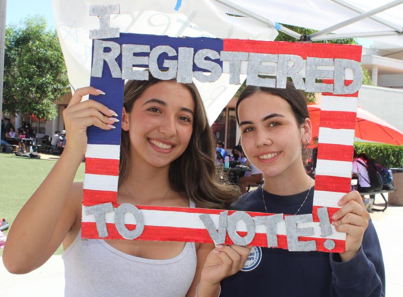 SPHS students registered to vote during the annual voter registration drive from September 21-25, 2026. (Photo Courtesy of South Pasadena Unified School District)