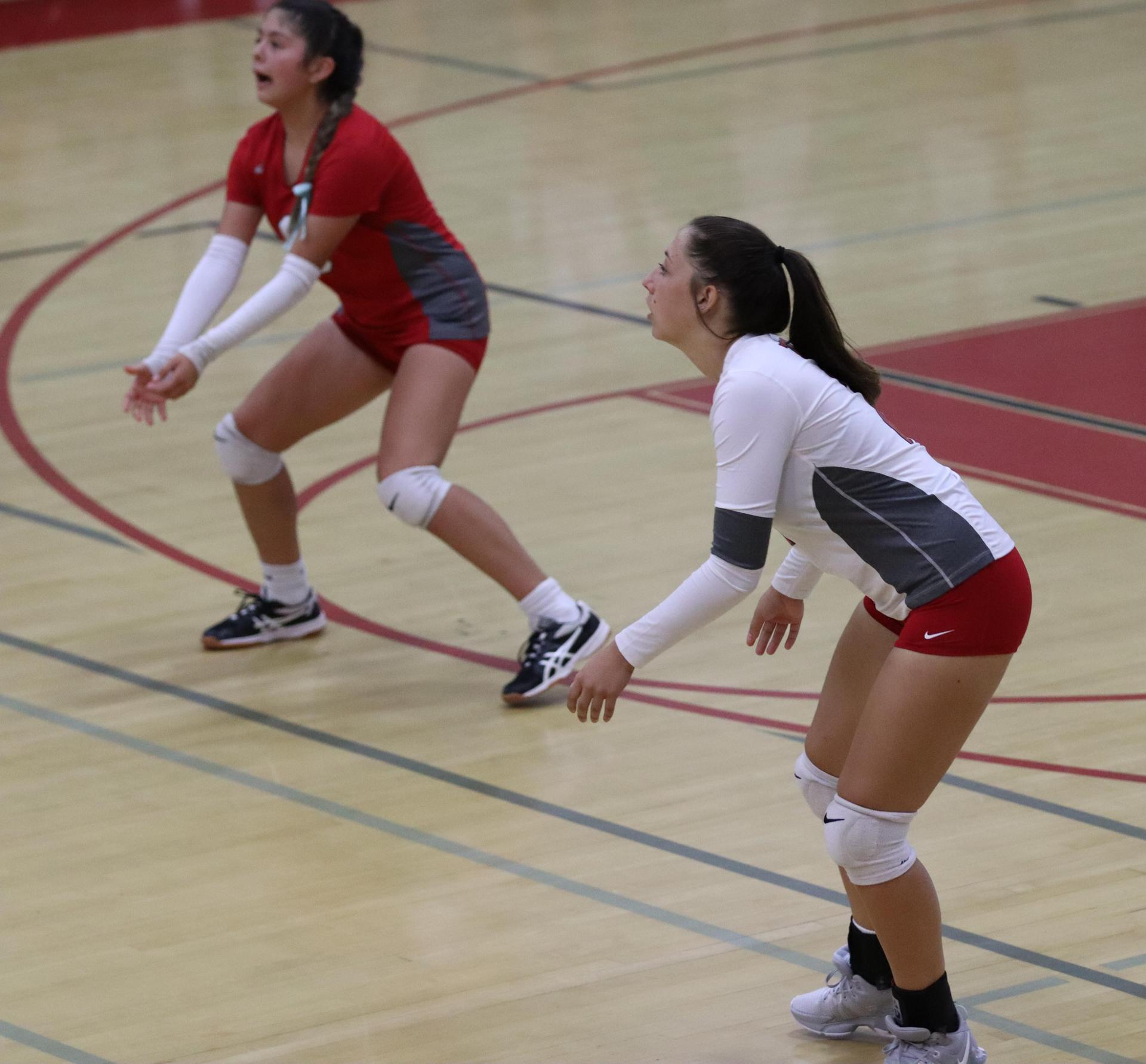 junior varsity girls playing volleyball against Yosemite