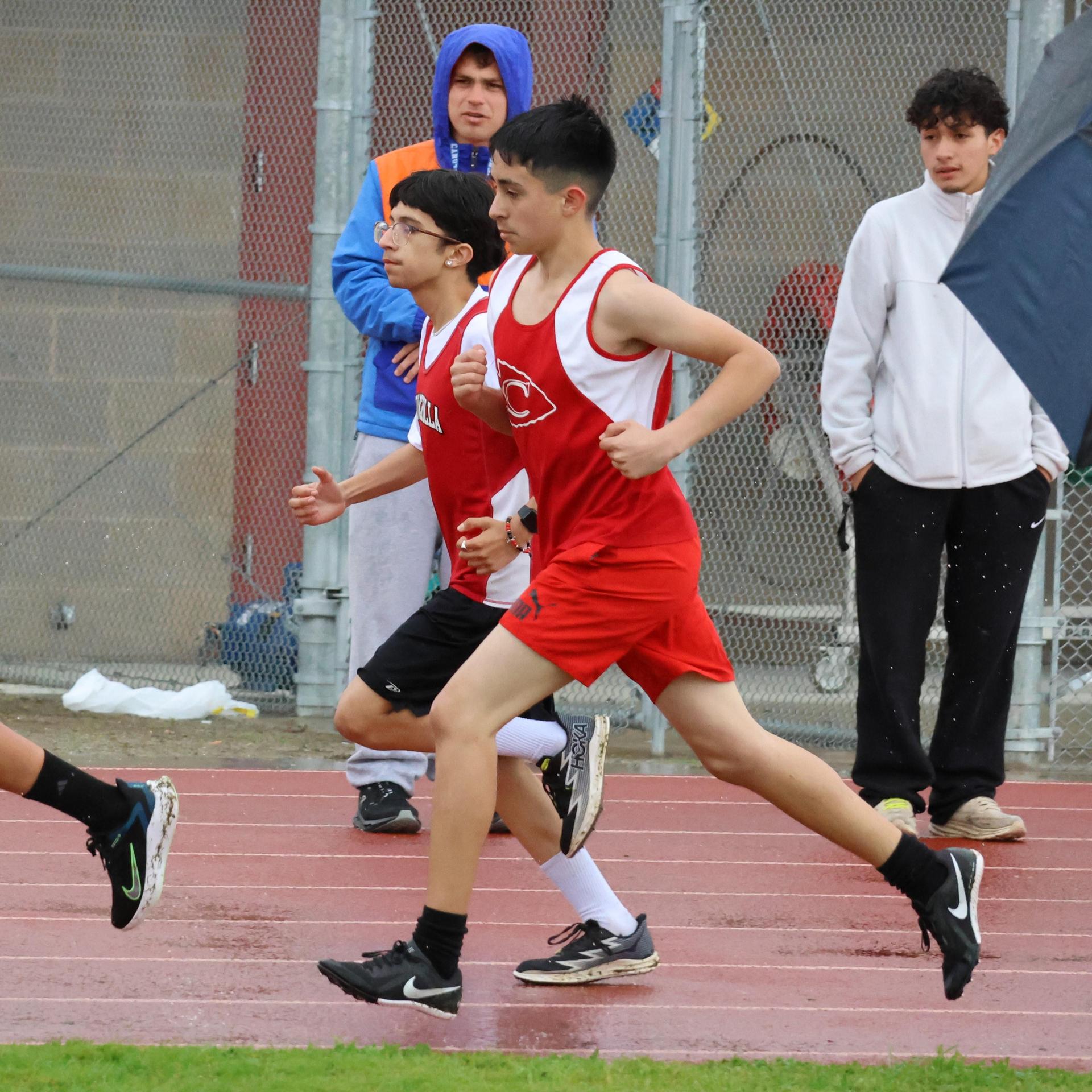 junior varsity boys running 3200 meters